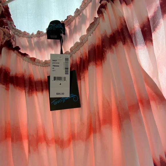 Off the shoulder Maxi dress. NWT - Picture 3 of 4